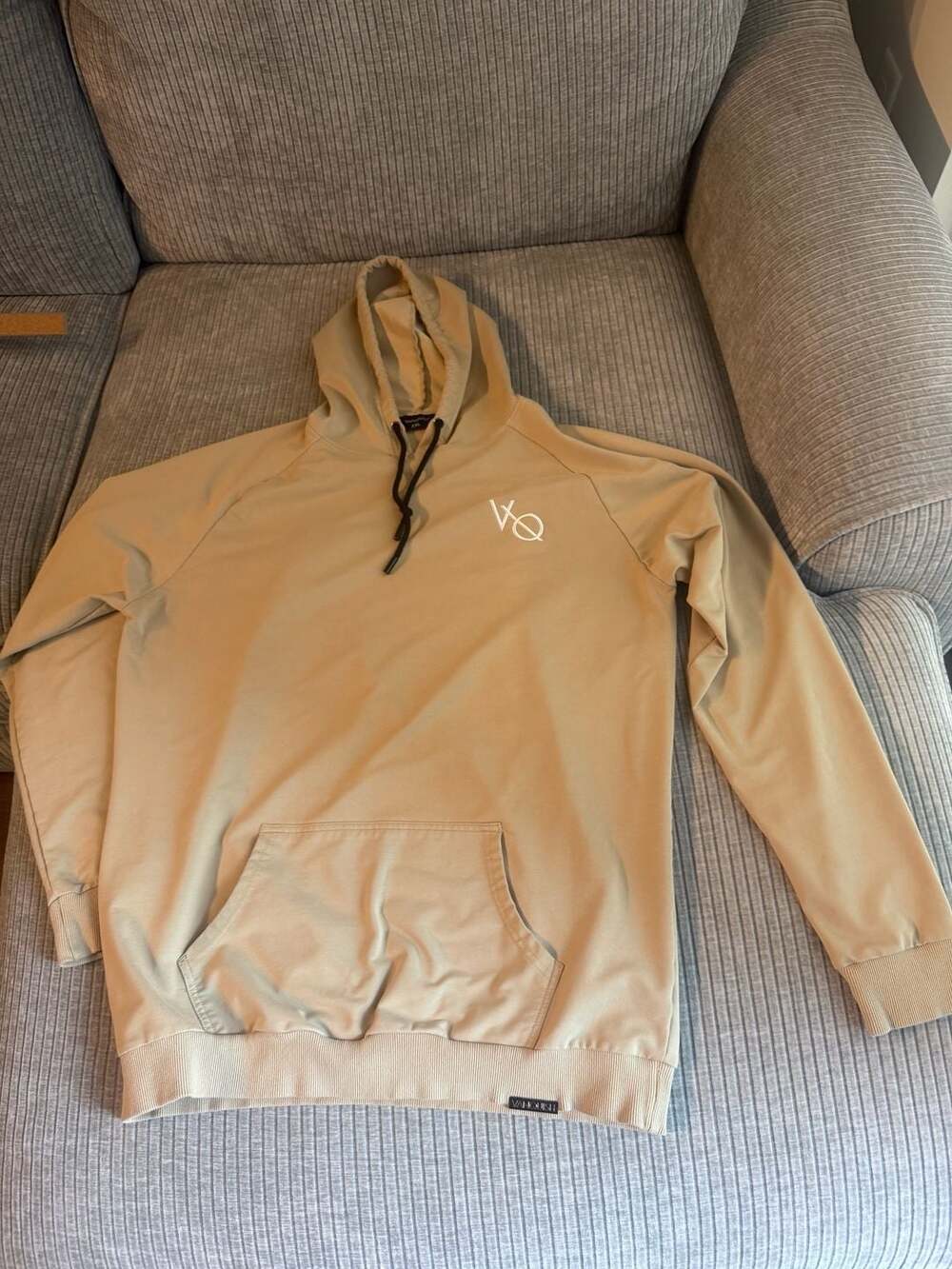 Vanquish Fitness Eclipse Pullover Hoodie in Beige
